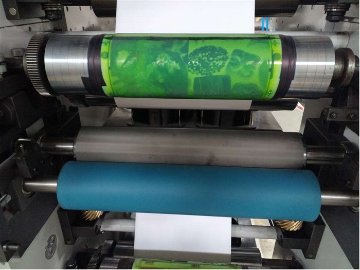 Four Colors Flexo Printing Machine Automatic Printing Length 177.8-355.6 Mm Voltage 380V±10%