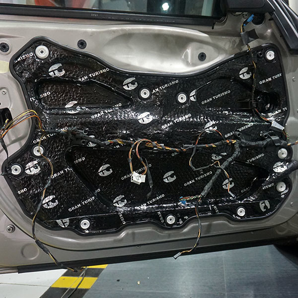 Quality Composite Material Auto Acoustic Pad Chevrolet Silverado Soundproofing Measure for sale