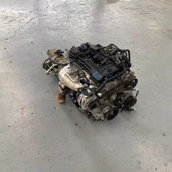 2TR Used Gasoline Engine for Toyota 4 Cylinders Engine