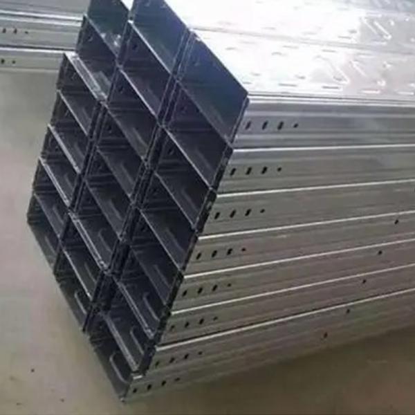 Long Span Exterior Cable Tray Steel Customized Width Rectangular