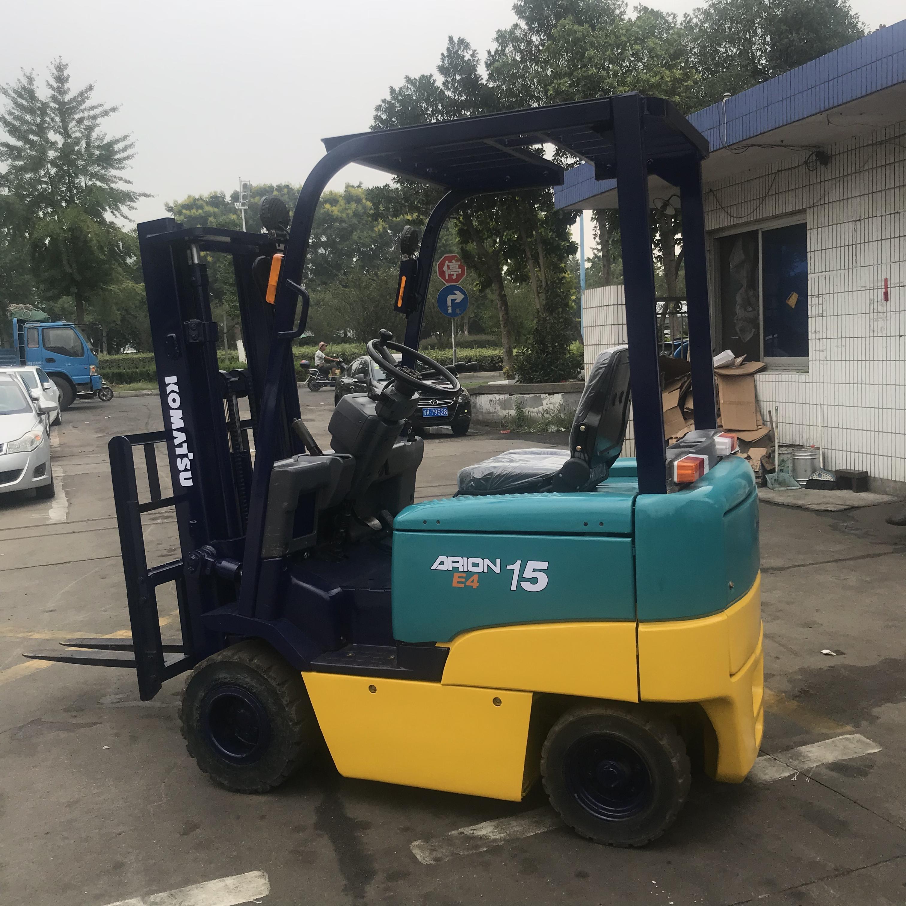 NICHIYU 1.5T Diesel Forklift side view
