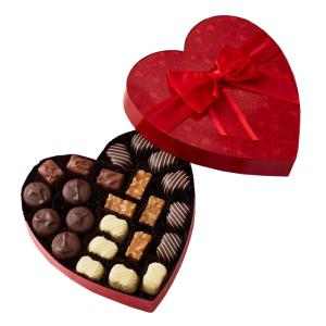 Quality C1s Artpaper Heart Shaped Chocolate Box With Matt Lamination for sale