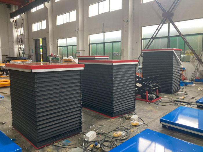 Q345B Stationary Lift Table For Manufacturing Industries Platform With Protective Cover