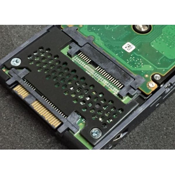 900GB 10K SAS Hitachi Hard Disk 6GB 2.5'' Size 108-00222 DS2246 X423A-R5