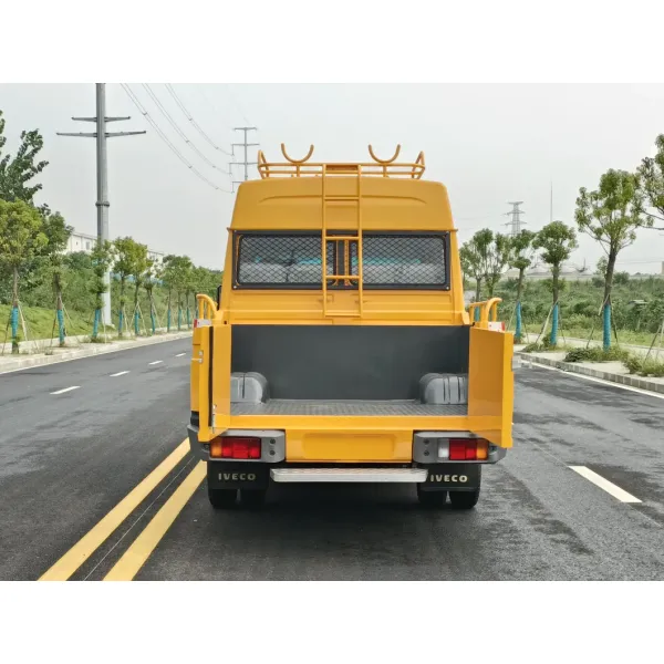 9-Seater Multifunctional Engineering Rescue Vehicle