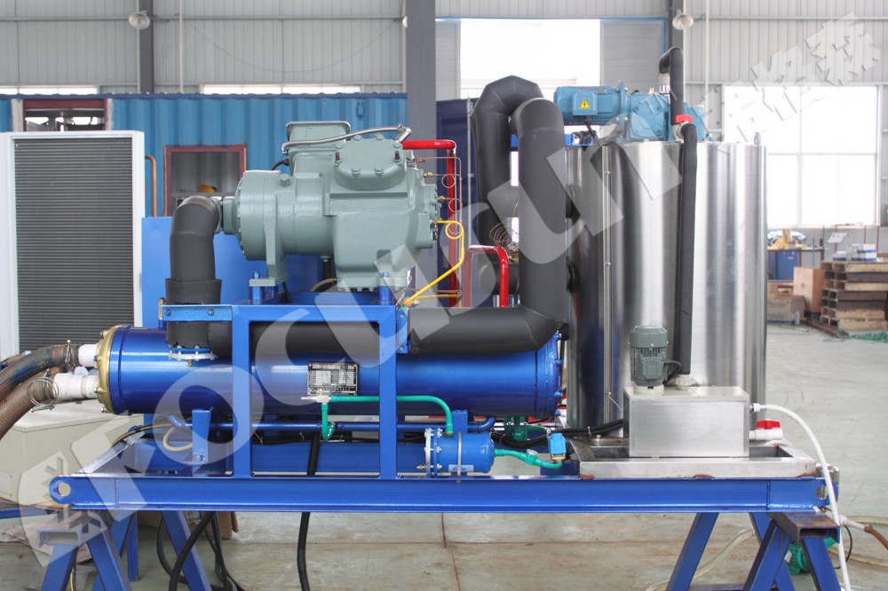 3 Ton Flake Ice Machine for Seawater 1.5mm-2.5mm Ice Size 16KW Voltage Small Capacity