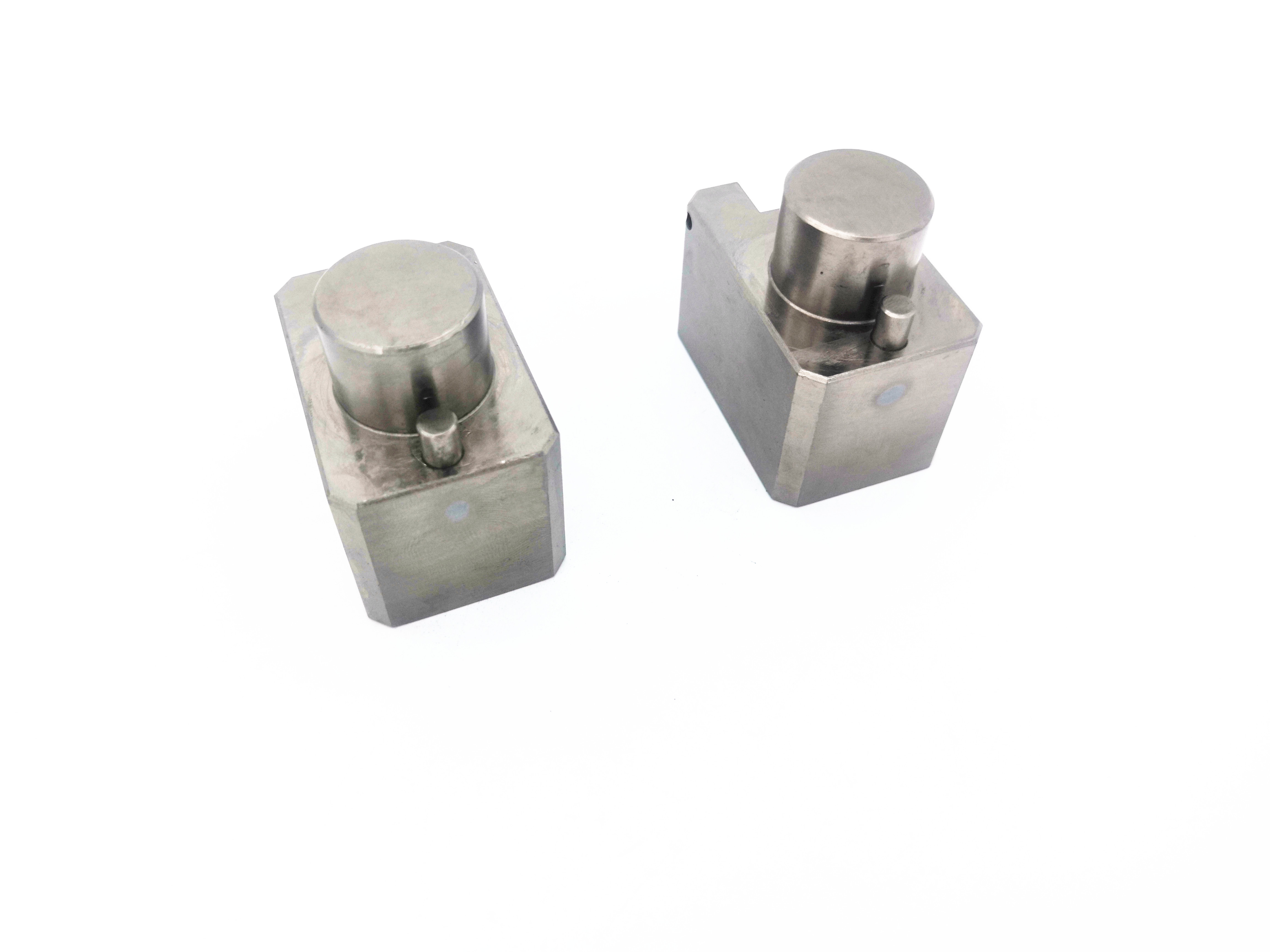Motor mechanical parts-Precision CNC machining parts-Saddle
