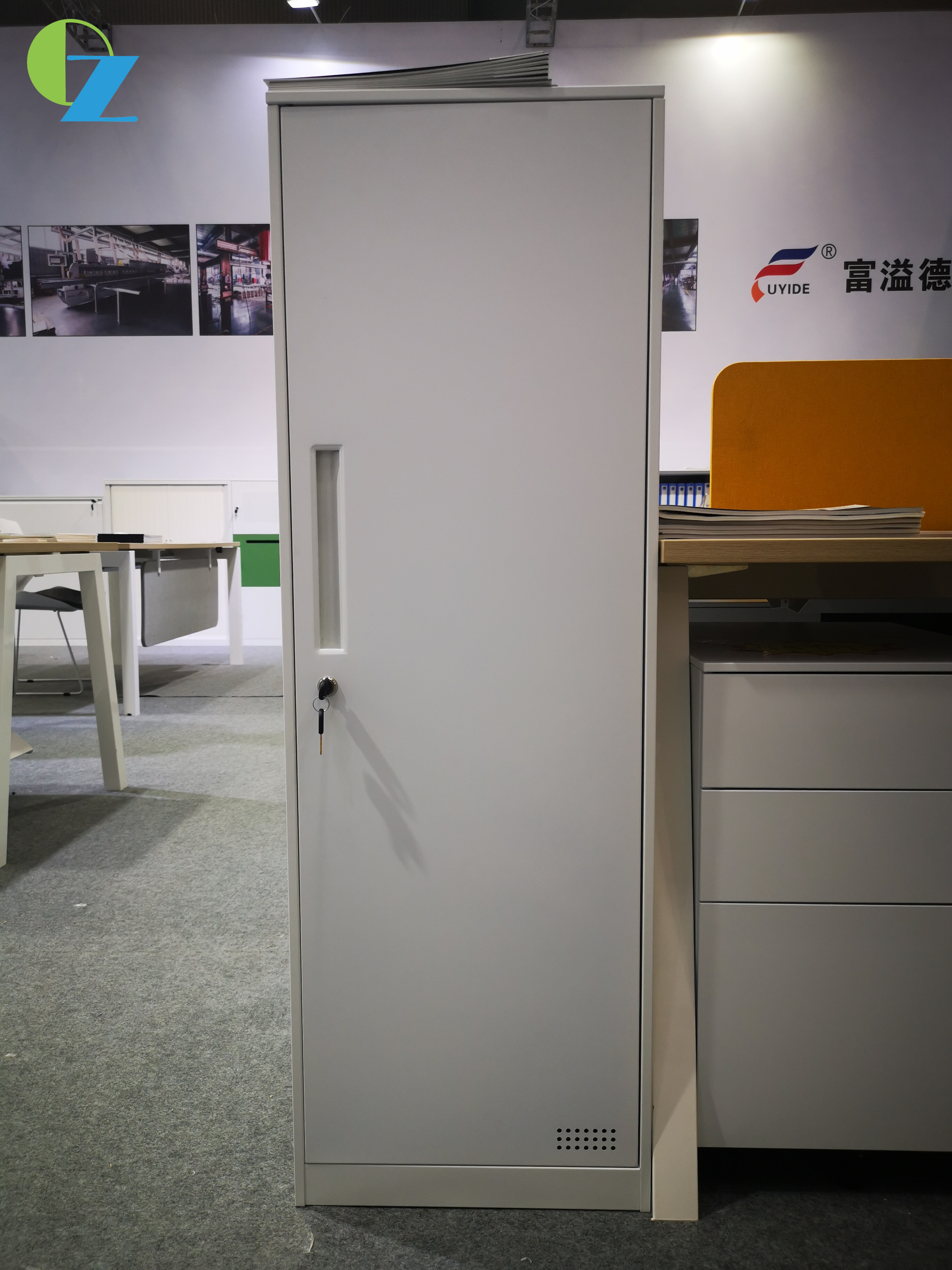 Luoyang 12mm Slim Edge Steel Cabinet Locker For Modern Office