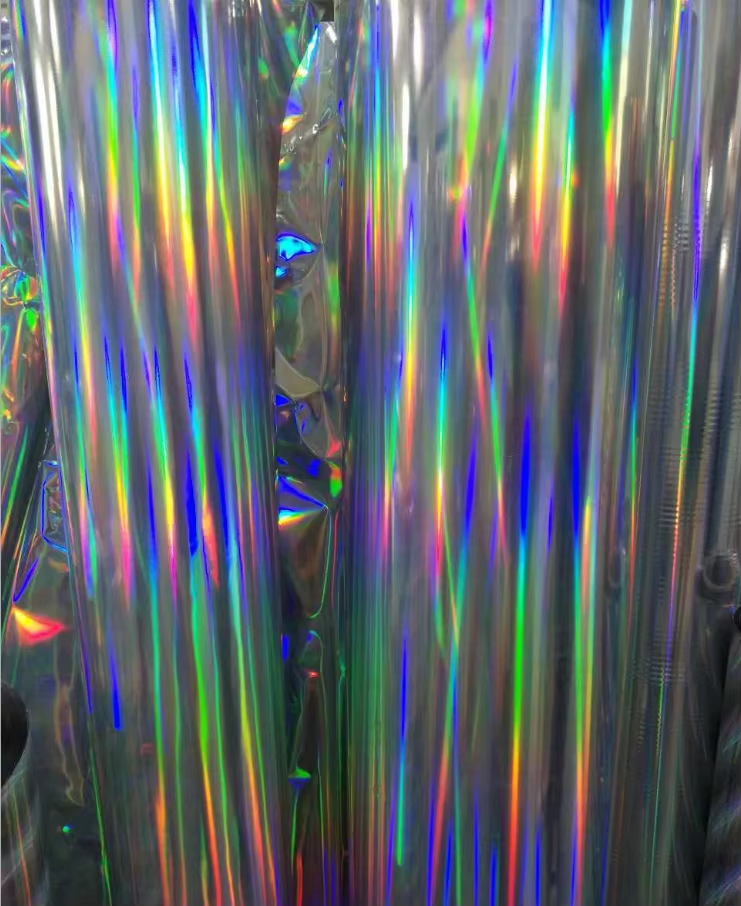Factory Direct Sale BOPP Holographic Metallized Film Wet Lamination Film for Product Packaging