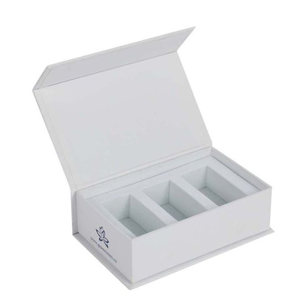 Luxury White Magnetic Rigid Cardboard Cosmetic Bottle Essential Oil Packaging Boxes With White Foam Insert