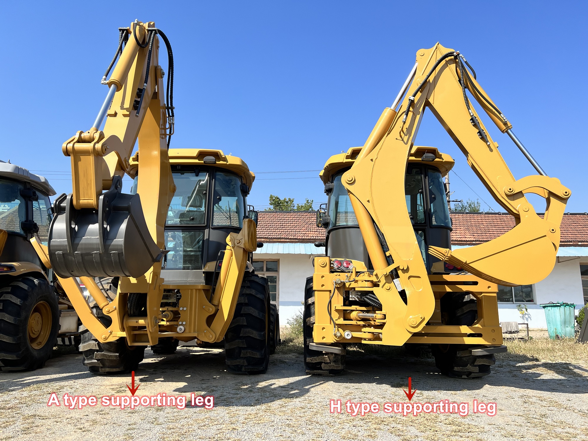 Versatile 2.5 Ton Retroescavadeira with High Operating Efficiency and 4 in One Bucket