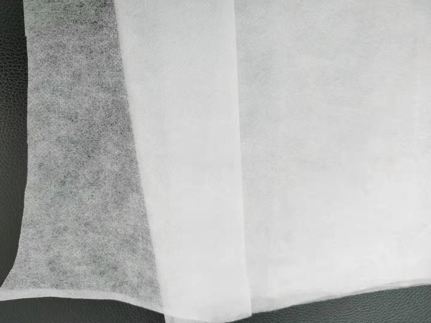 9-15gsm Spunbond Hydrophobic Outer Nonwoven Fabric For Baby Diapers