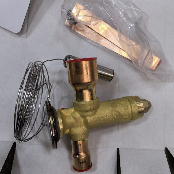 Energy Saving Danfoss Expansion Valves Customized For Refrigeration System