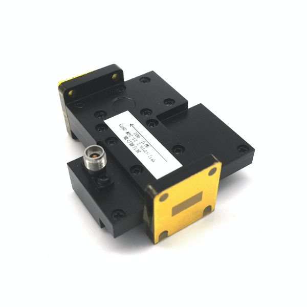 Low Insertion Loss Waveguide Isolator Copper Aluminum VSWR 1.3