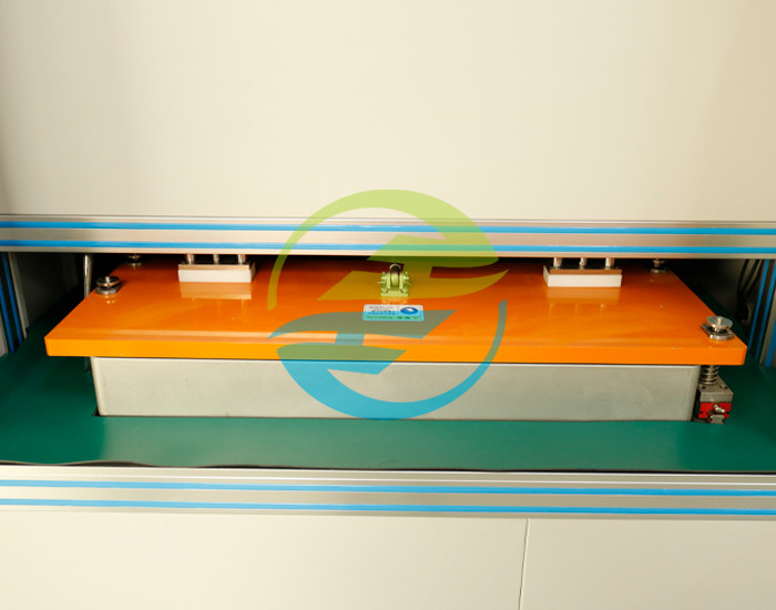 5E-5 mbar.l/sec Vacuum Chamber Helium Leak Detection System for Leak Testing Equipment