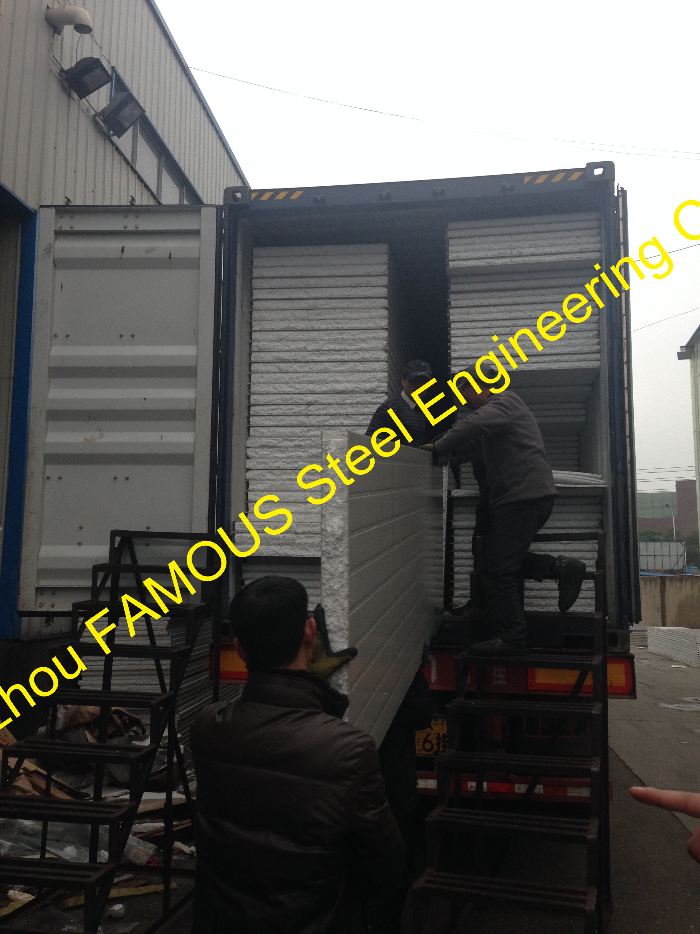 Waterproof Insulated Sandwich Panels / Corrugated Roofing Metal Sheets
