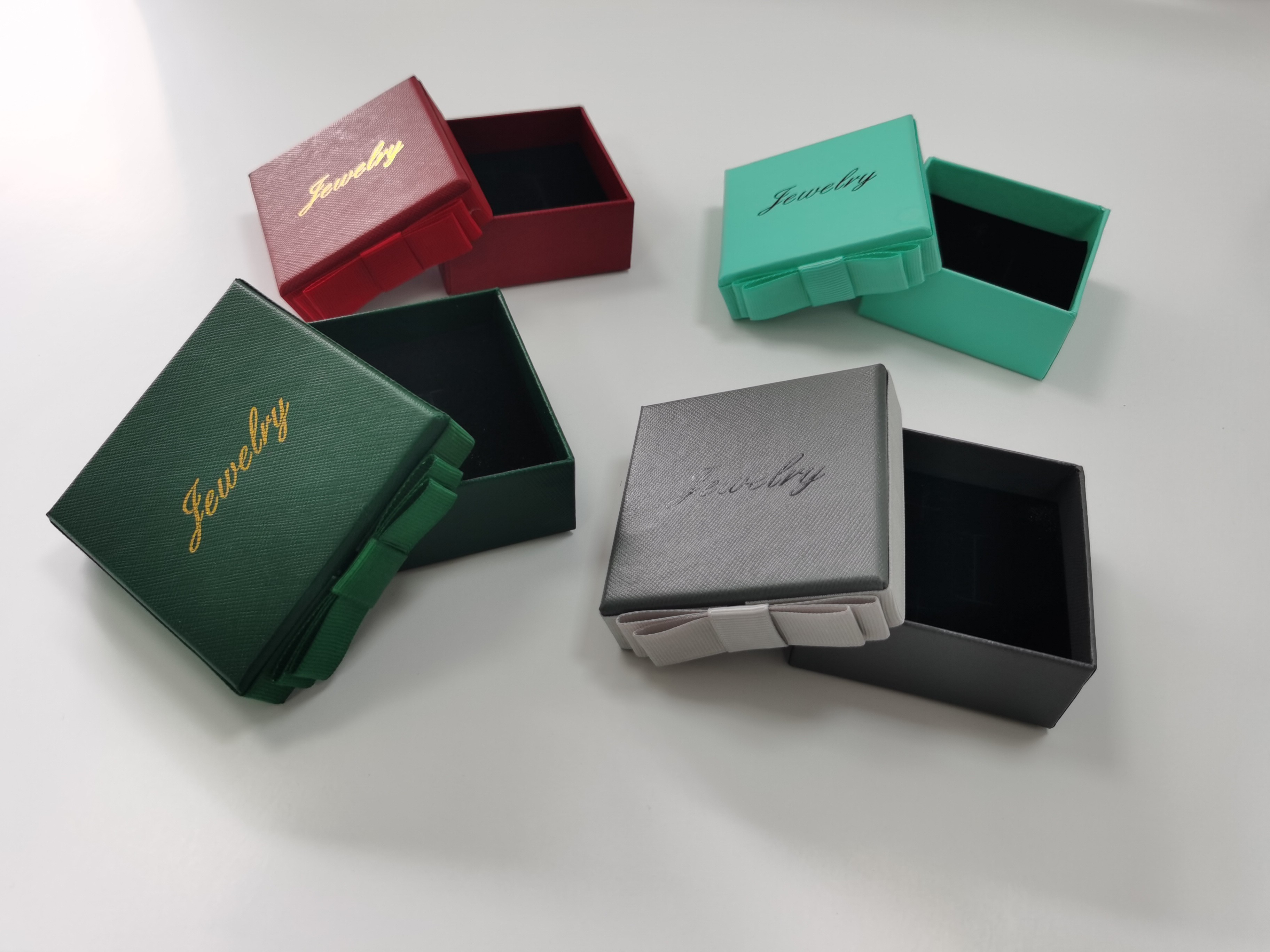 Foldable Custom Packaging Boxes Jewelry Biodegradable Gravure Printing