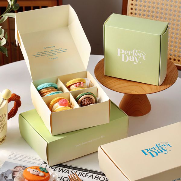Macarons (4/6 Pieces) - Customized Cake Packaging Box Folding Packaging Box