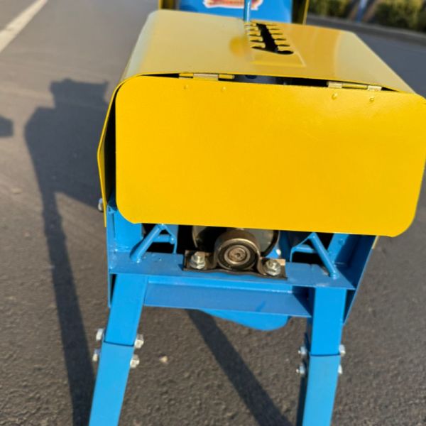 Stainless Steel Single Roller Corn Sheller Machine Efficient Maize Processing Equipment