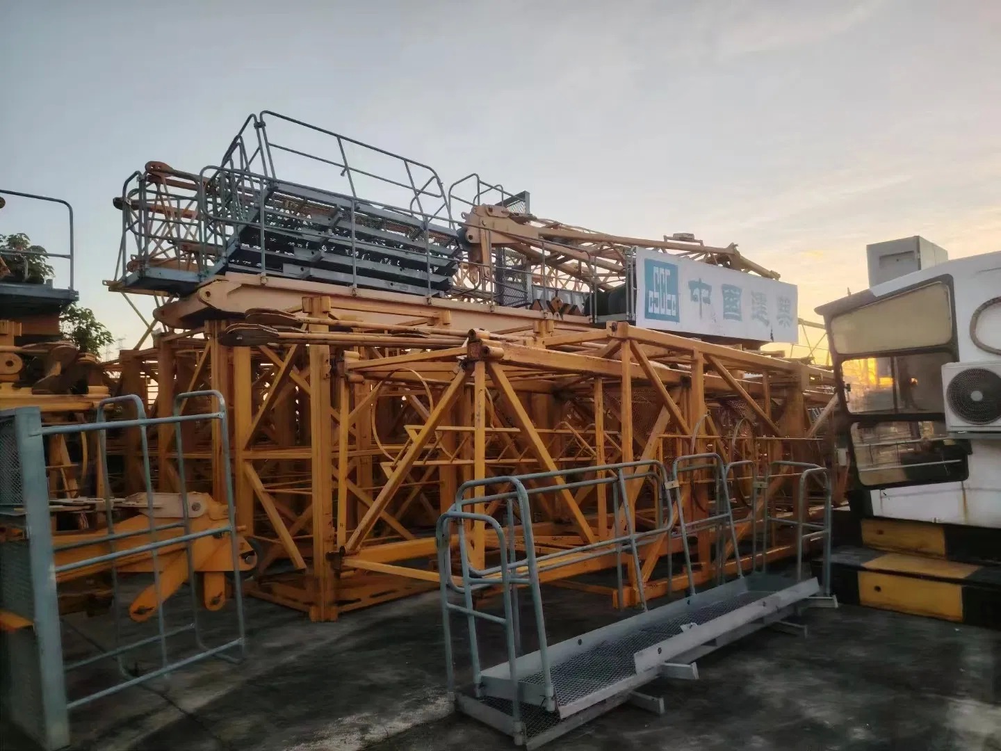 Commercial Construction Projects/Residential Building Used Tower Crane Zoomlion