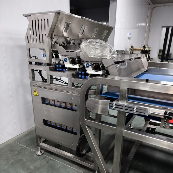 5.5-7.5kw grain AI sorting machine integrates recognition, sorting, and statistics