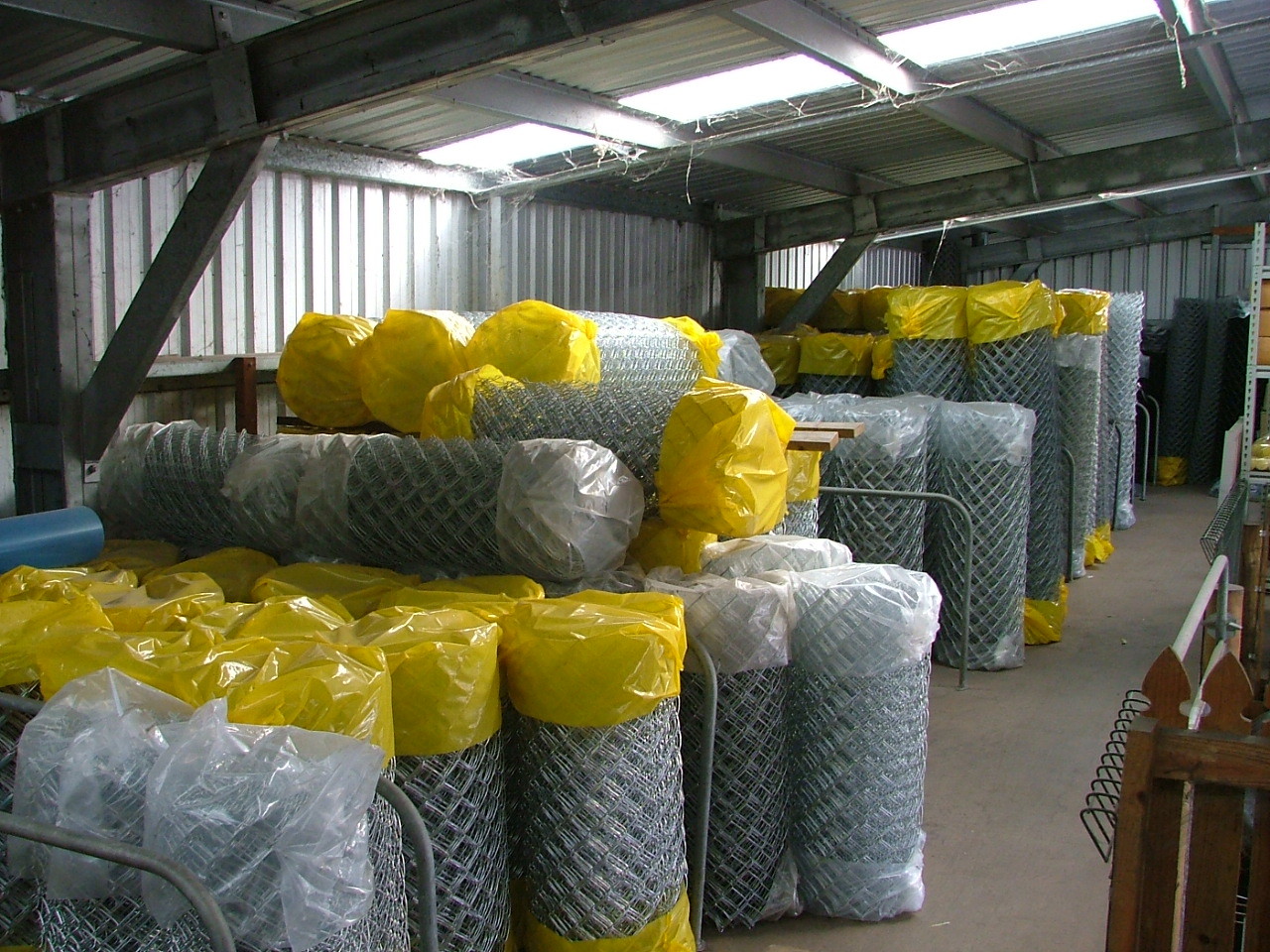 ASTM A 392 heavily galvanized chain link fence with 6ga wire