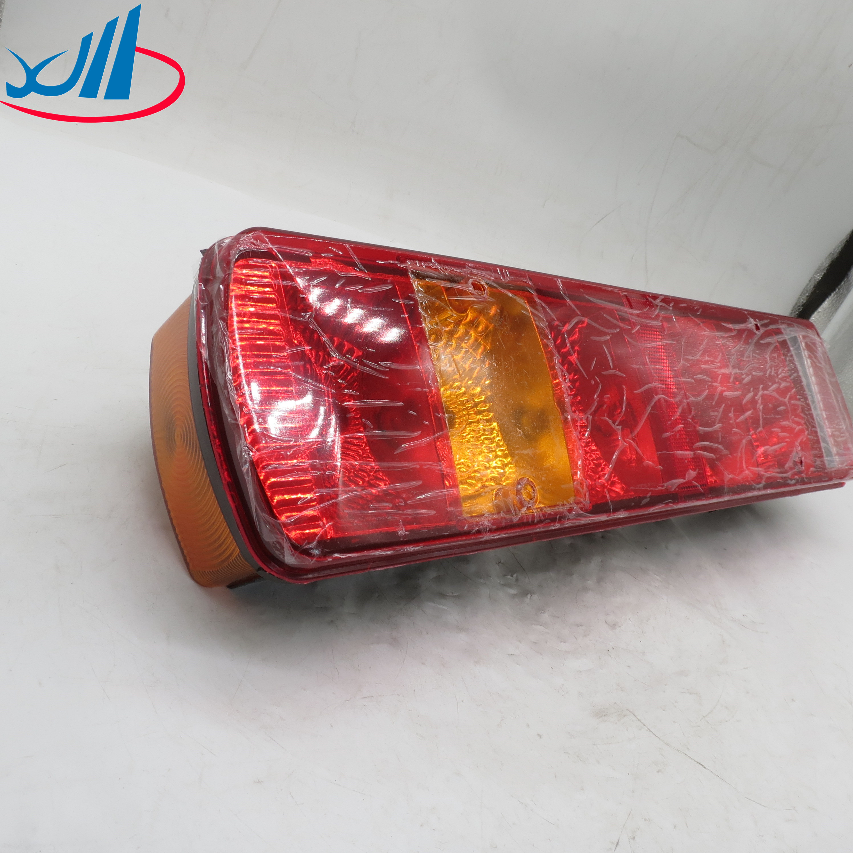 WG9719810001 Rear Tail Light For Chinese Sinotruk Truck Spare Parts