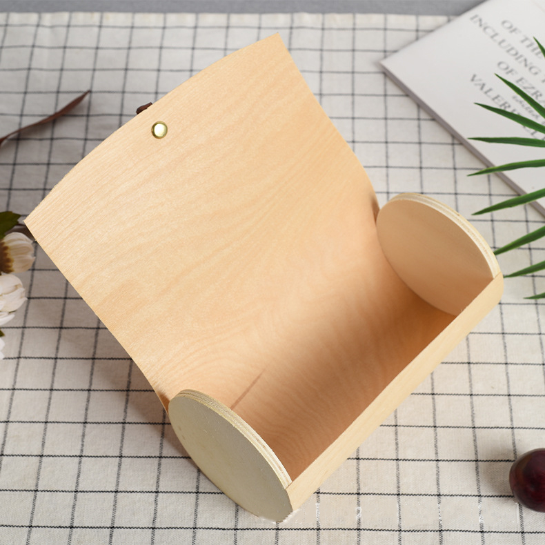 Cylindrical Wooden Box Packaging