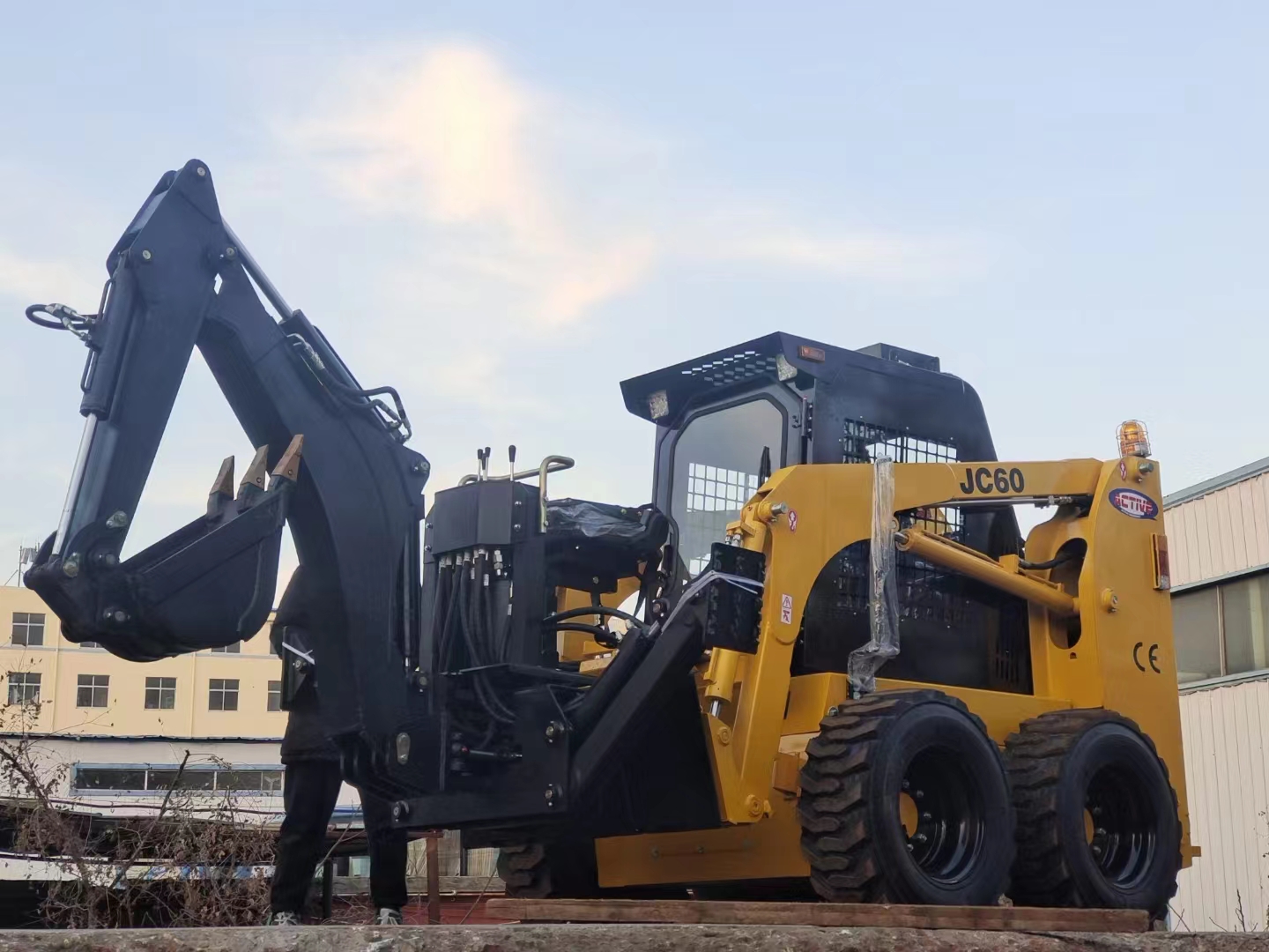 2800 kg Multifunctional Backhoe Auger Grapple Attachments for SNSC Skid Steer Loader