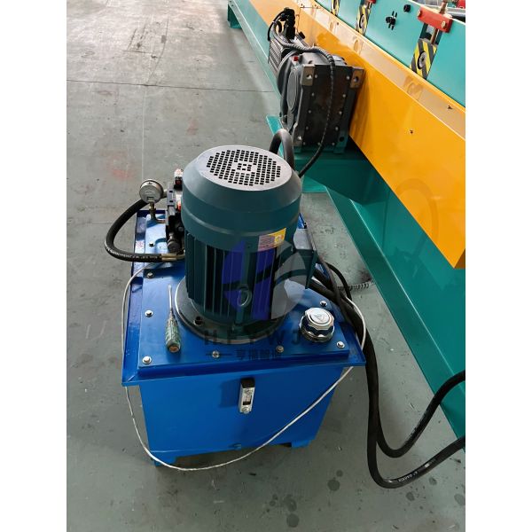 High Output Industrial Gutter Downspout Pipe Roll Forming Machine 16 Stations Hydraulic Pressure