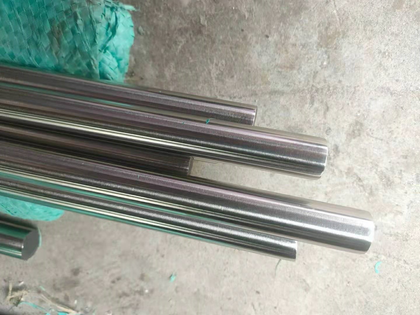 ASTM A276 Grade 304 SS304 S30400 1.4301 Round Bar Bright Polished OD 150MM