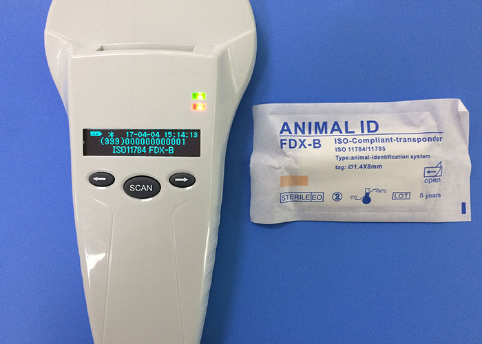 Quality Durable RFID Microchip Pet Scanner , USB / Bluetooth Animal Chip Reader for sale