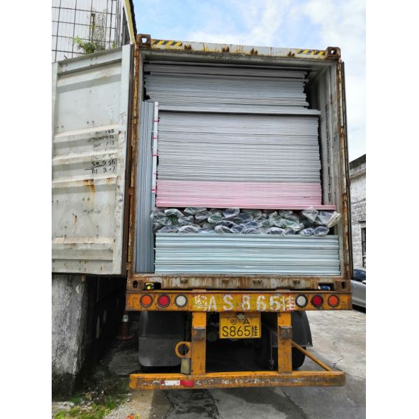 Factory supply 2.1m*5.8m 8mm Polycarbonate Hollow Sheet Multiwall sheet Available in Multiple Colors with High Flexural Strength and UV Protection for