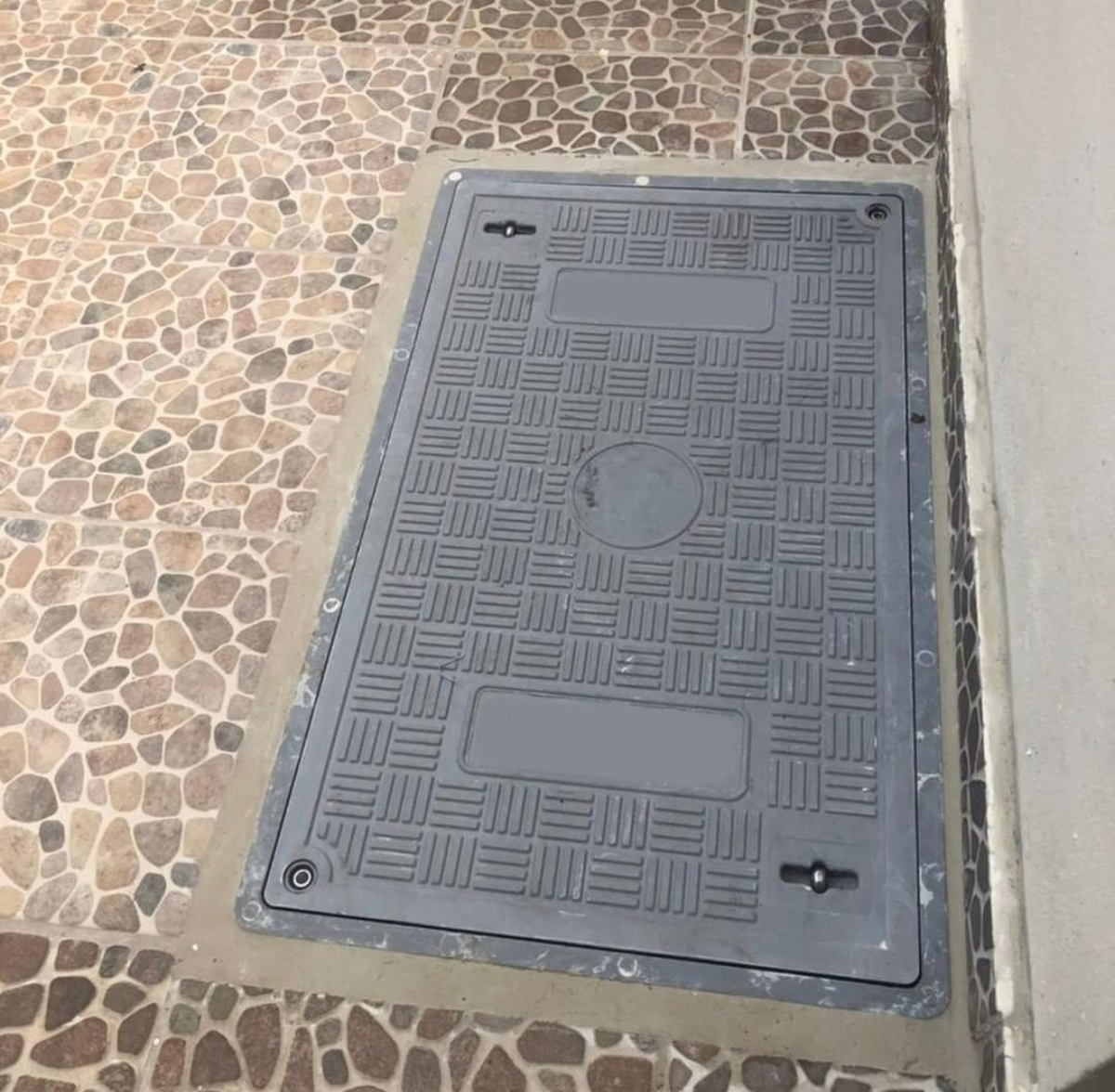 SMC Heavy Duty Trench Covers UV Resistant And Corrosion Proof For Industrial And Municipal Use
