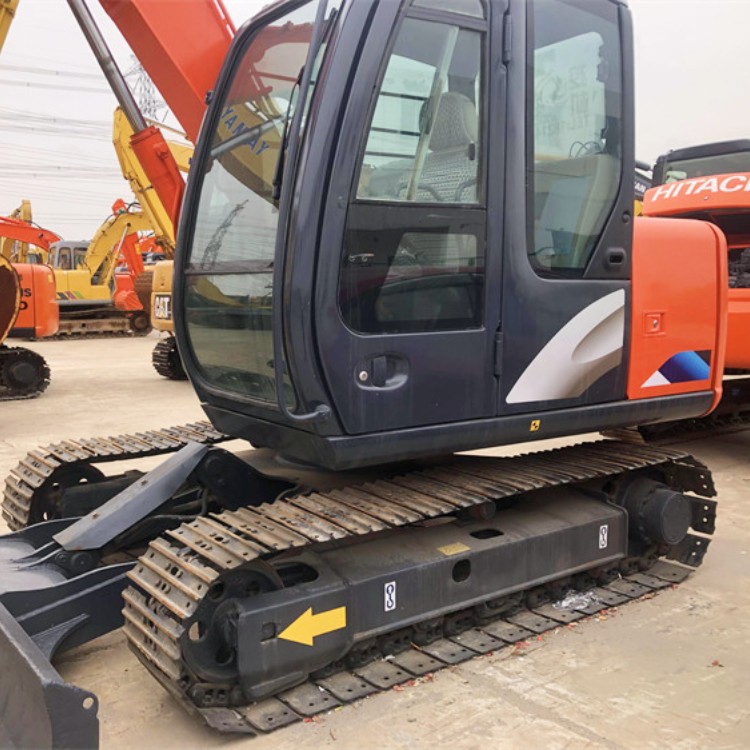 Hitachi ZX70 used excavator with parts and cheaper cost made in Japan 2021 year model