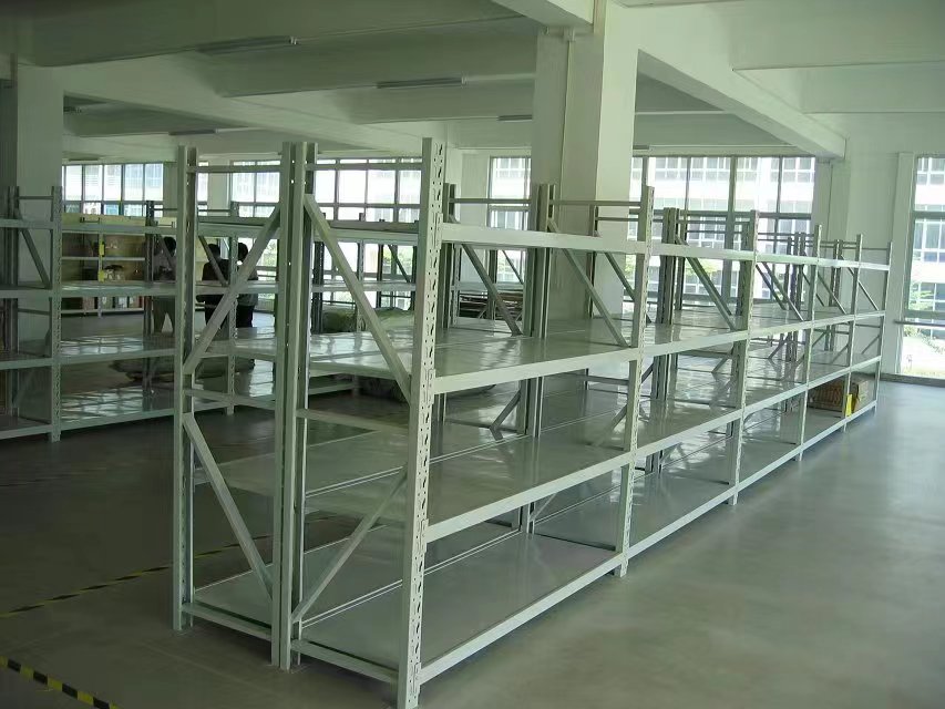 100KG/layer-500KG/layer Medium Duty Shelving Butterfly Hole Adjustable Storage Shelves