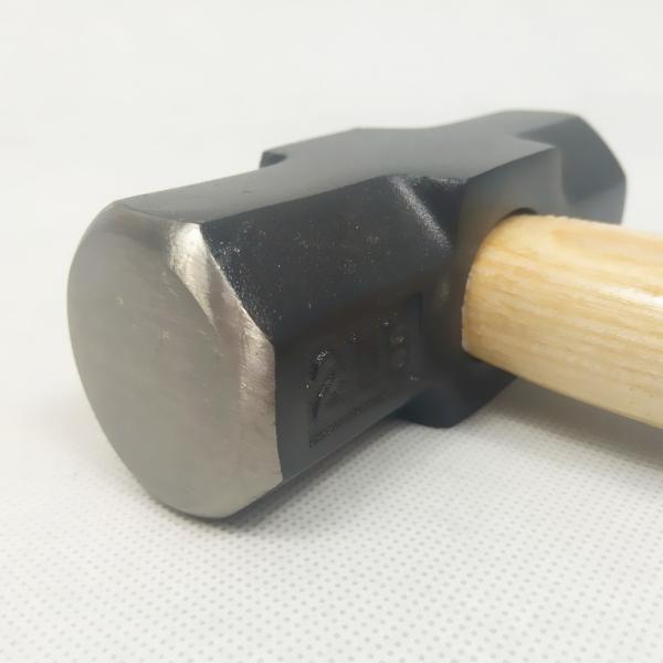 Black color plastic spraying surface wooden handle 2LB weight forged steel Sledge hammer