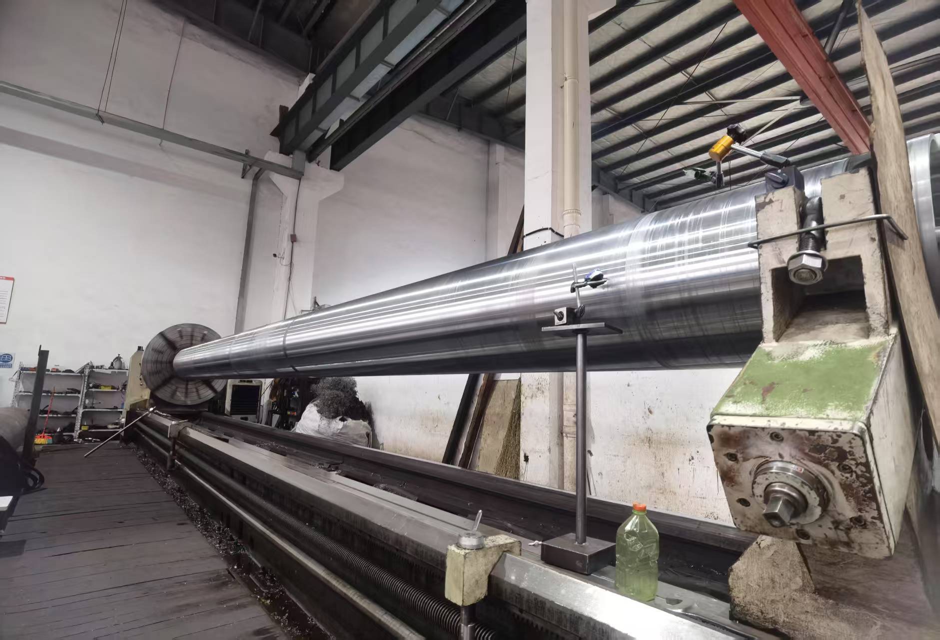 Grey Color Corona Roller with 70-75 Shore A Hardness and 4mm Silicone Thickness for BOPET Film Treatment