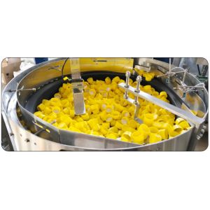 80ml-1L Automatic Capping Machine 6000BPH Rotary Packaging Machine