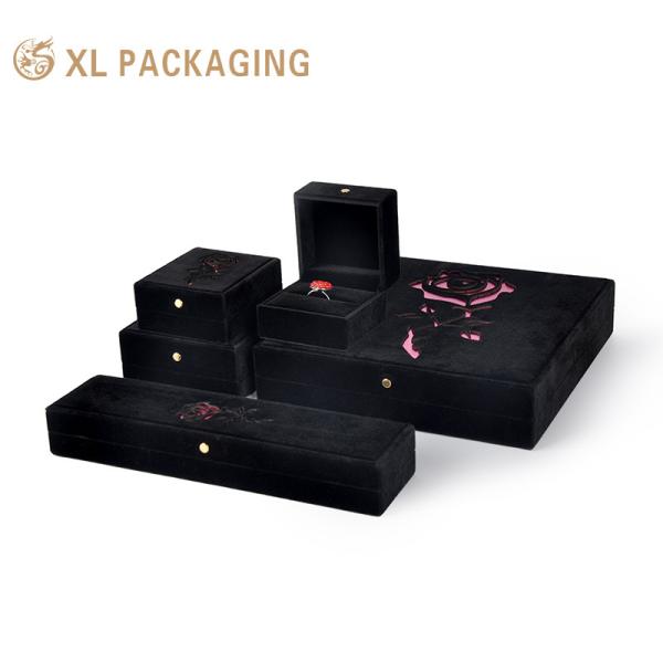 XL Packaging Wholesale Gift Box Packing Small Jewelry Boxes Custom Your Logo Bracelet Necklace Jewelry Box Packaging