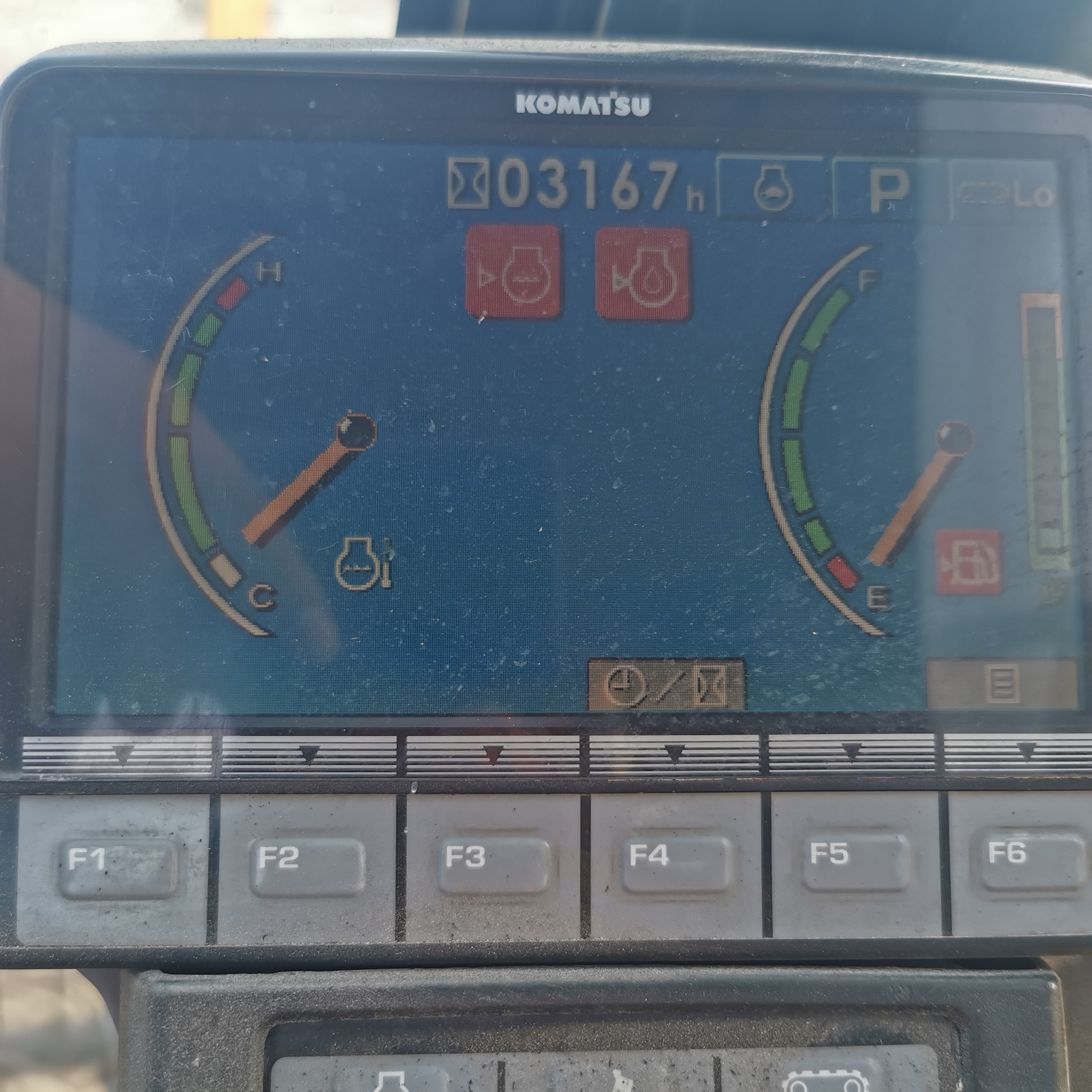 Cummins Engine Komatsu PC220-8 Excavator 23TON Operating Weight and Good Condition