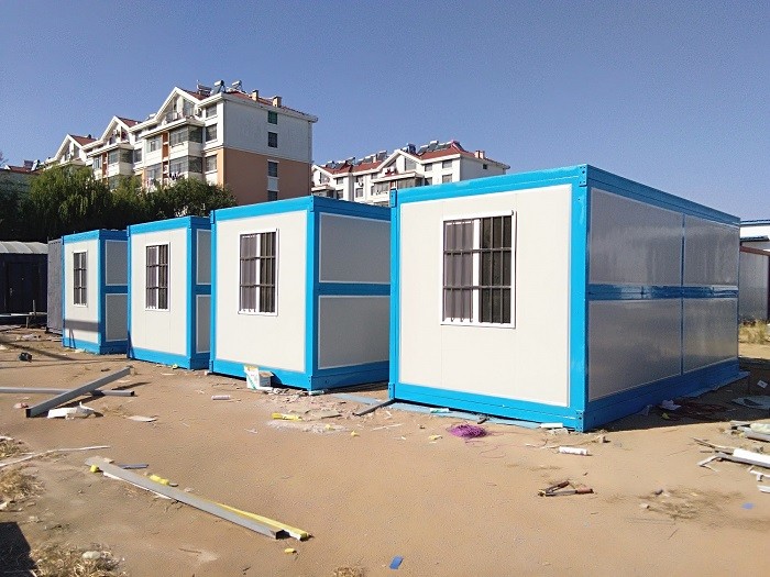 Quality Heat Insulated Modular Shipping Container Homes Customized Design 30 Years Life Span for sale