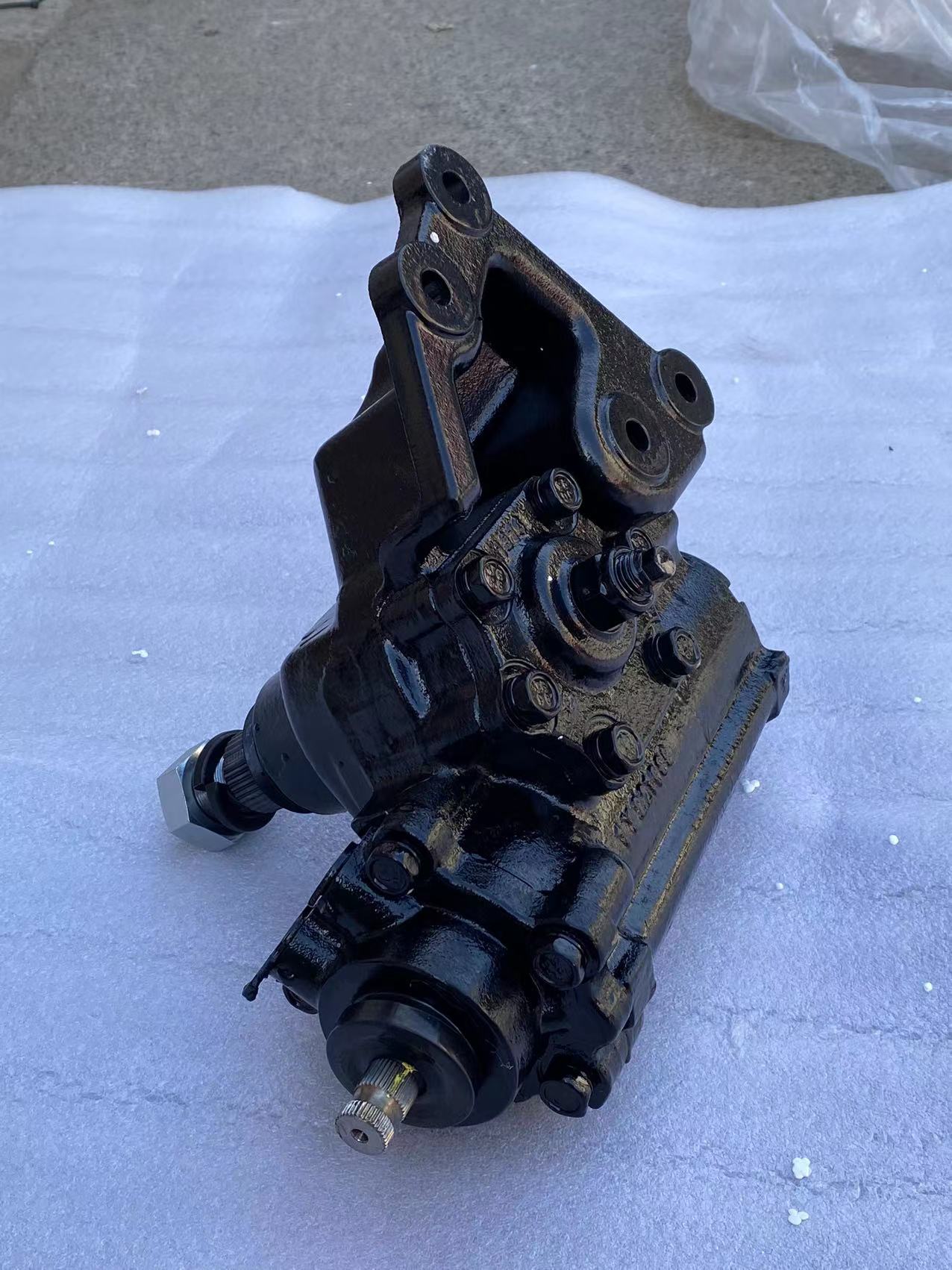 2008-2014 Year OE NO. ZDZ5LJL JMC Truck Parts Power Steering Gear for Steering Machine