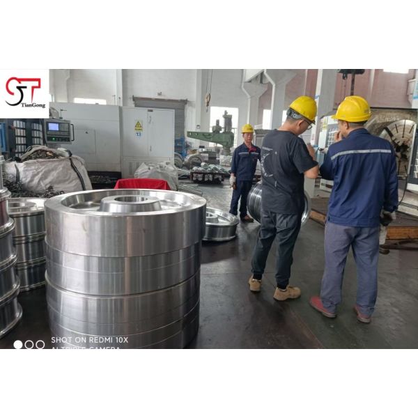 18CrNiMo7-6,4140, 42CrMo4 Carbon Steel Alloy Steel for Industrial Gears Drive