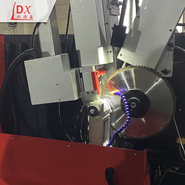 LDX-026A CNC Servo Hard TCT Saw Blade Grinding Machine CNC Grinding Machine