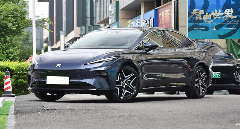 Feifan F7 2023 Advanced Version 5 Door 5 Seat Hatchback Speed Car with Maximum Torque of 450 Nm and Wheelbase of 3000 mm