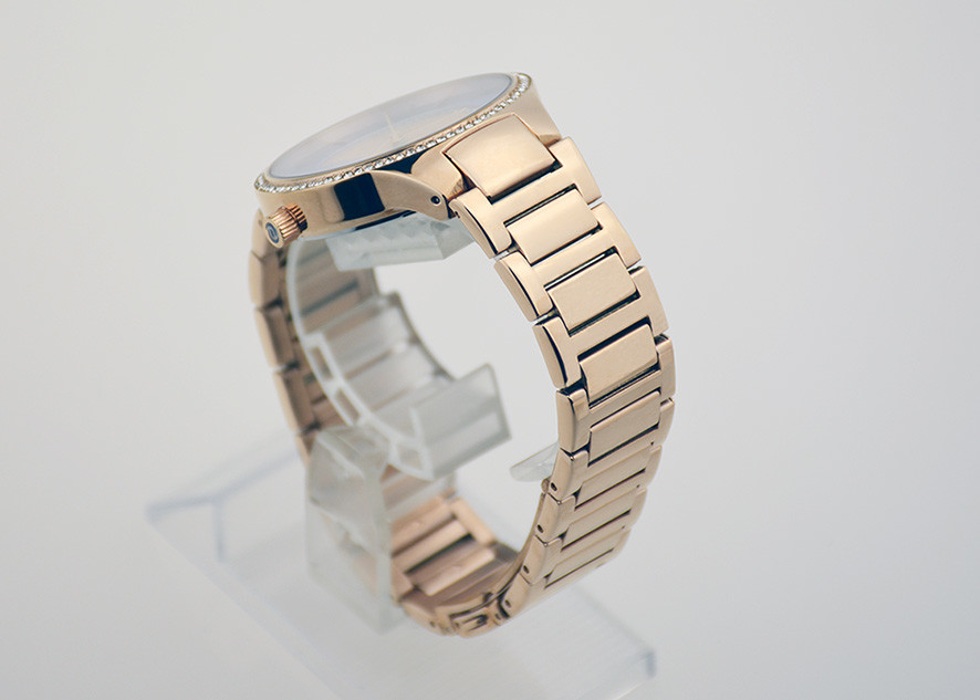 39mm Quartz Stainless Steel Ladies Watch 100m Water Resistant With Swarovski Stones