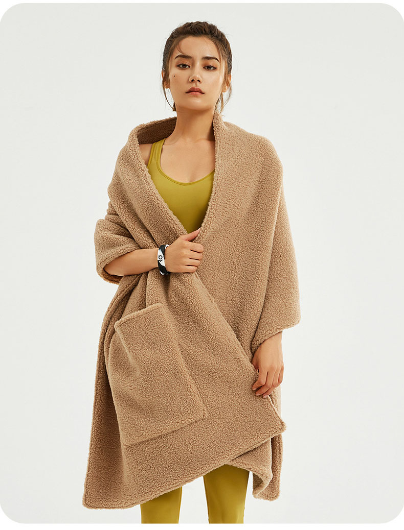 Y-F Knitted Poncho Cardigan Cape Top Sweater Cozy Fleece Jumbo Scarf Wrap Shawl with Large Front Pockets for Women