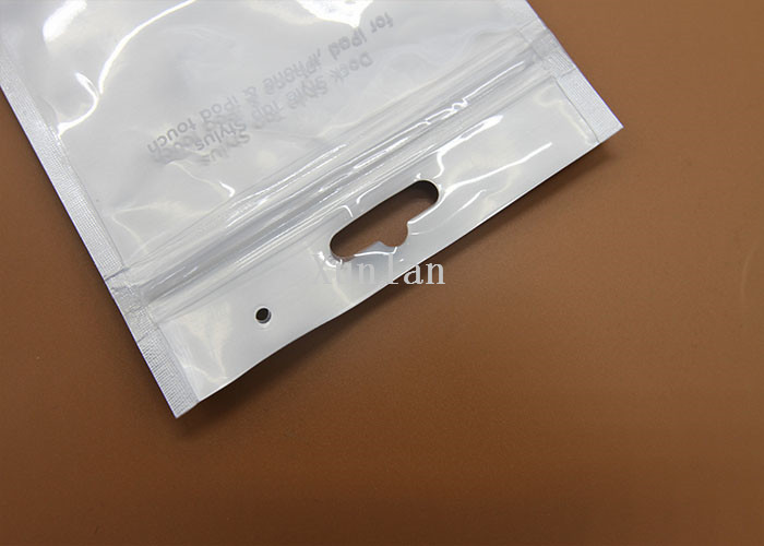 Matt Aluminum Foil Packaging Bags 10 ^ 8 - 10 ^ 10 Ω Aircraft Hole Material