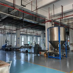 Vertical Plastic Mixing Machine For Efficient Speed Mixing